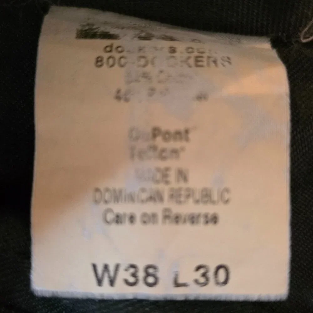 Dockers Men's Pleated and Cuffed Dress Pants, Size 38